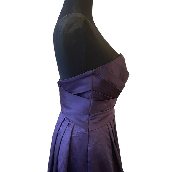 David’s Bridal Plum Rushed Strapless Gown - Picture 10 of 16